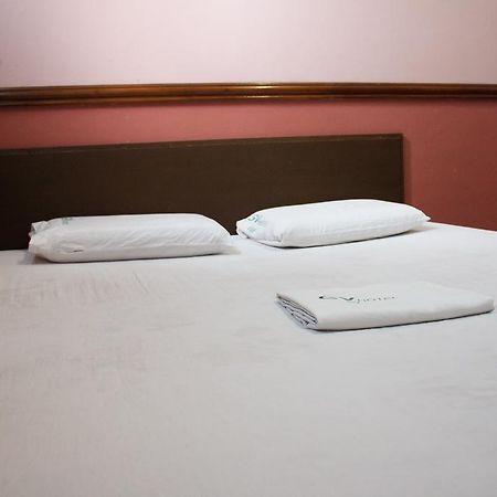 Gv Hotel - Maasin Maasin  Ngoại thất bức ảnh