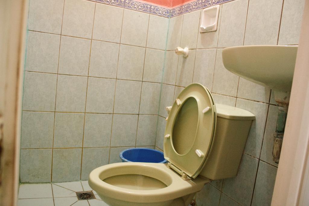 Gv Hotel - Maasin Maasin  Phòng bức ảnh