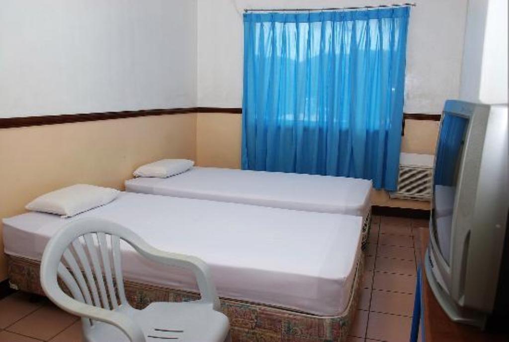 Gv Hotel - Maasin Maasin  Ngoại thất bức ảnh