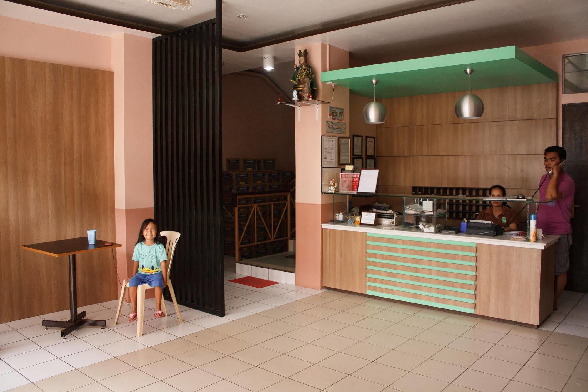 Gv Hotel - Maasin Maasin  Ngoại thất bức ảnh