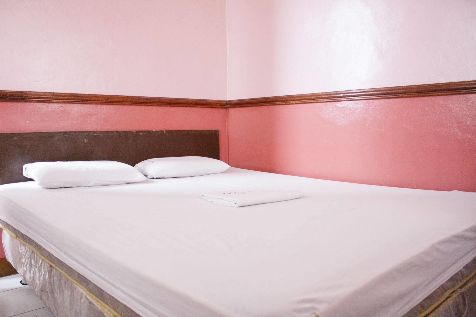 Gv Hotel - Maasin Maasin  Ngoại thất bức ảnh